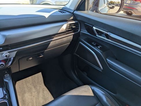 Used 2025 Kia Telluride S AWD/4WD image 16