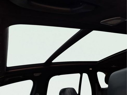 Used 2021 BMW X5 M w/ Competition Package image 19