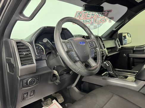 Used 2019 Ford F150 XLT w/ Equipment Group 302A Luxury AWD/4WD image 10