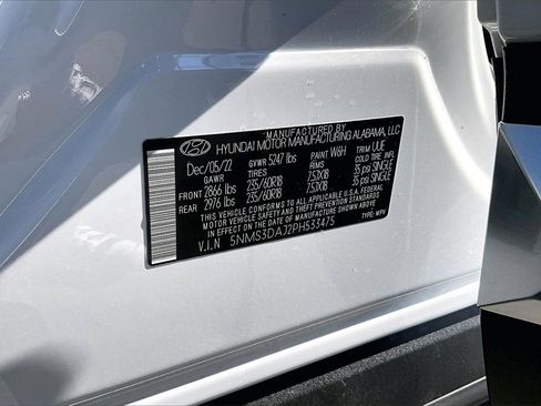 Certified 2023 Hyundai Santa Fe SEL w/ Premium Package image 17