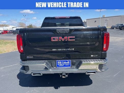 Used 2023 GMC Sierra 1500 SLT w/ SLT Premium Package AWD/4WD image 5