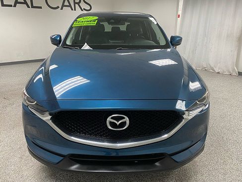 Used 2017 MAZDA CX-5 Touring image 2