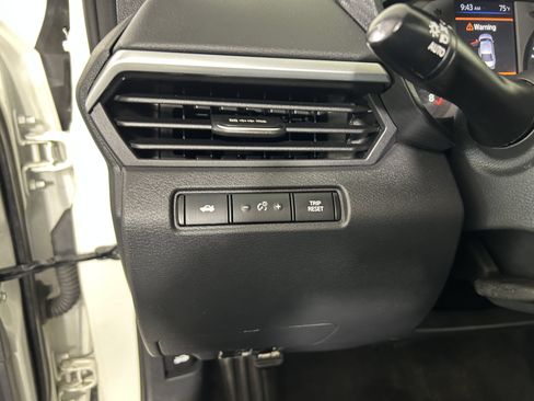 Used 2022 Nissan Altima 2.5 S FWD image 15
