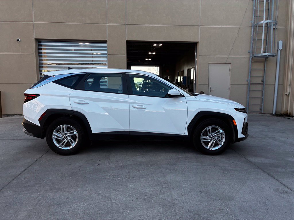 Used 2026 Hyundai Tucson SE FWD image 6