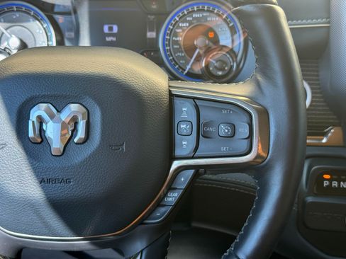 Used 2019 RAM 1500 Limited w/ Advanced Safety Group RWD image 21