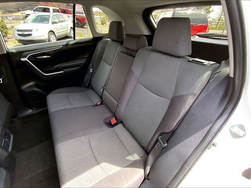 Used 2023 Toyota RAV4 XLE FWD image 26