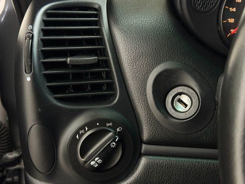 Used 2002 Porsche 911 Cabriolet image 53