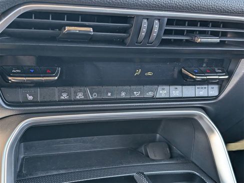 Used 2024 MAZDA CX-90 3.3 Turbo w/ Preferred Package image 16