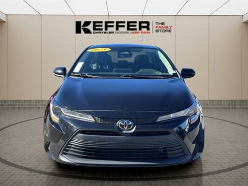 Used 2023 Toyota Corolla LE image 8