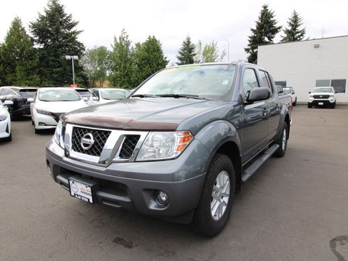 Used 2017 Nissan Frontier SV w/ SV Value Truck Package image 3
