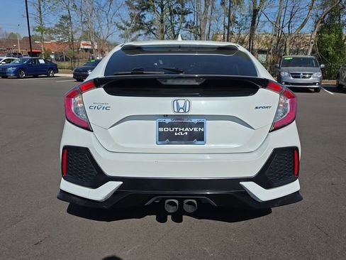 Used 2017 Honda Civic Sport image 4