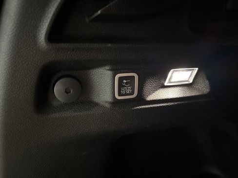 Used 2022 Jeep Grand Cherokee L Laredo AWD/4WD image 31