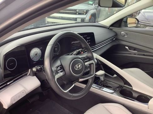 Certified 2023 Hyundai Elantra Limited w/ Cargo Package image 14