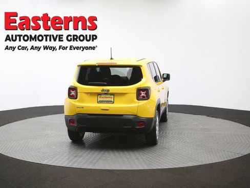 Used 2023 Jeep Renegade Latitude image 38