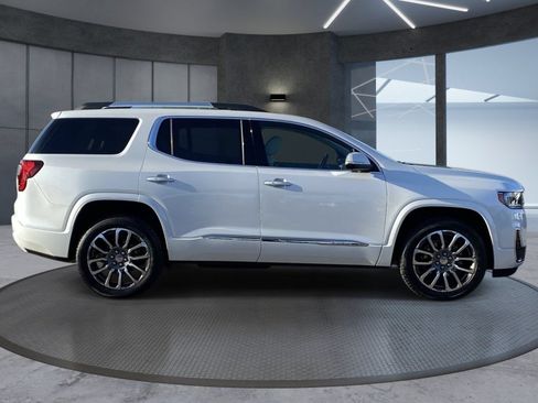 Used 2021 GMC Acadia Denali w/ Denali Technology Package FWD image 7