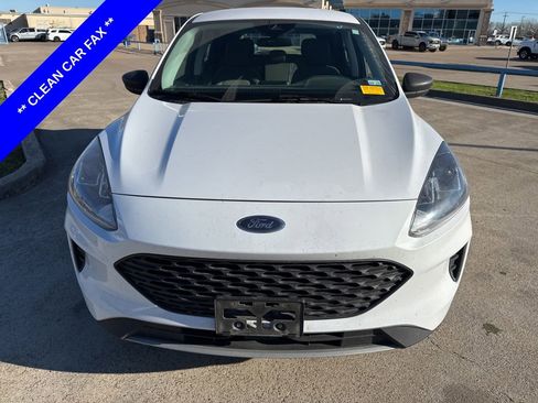 Used 2022 Ford Escape S image 2