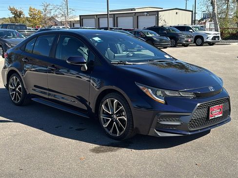 Certified 2022 Toyota Corolla SE image 9