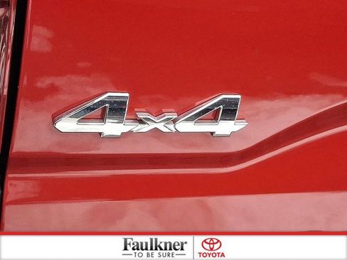 Certified 2019 Toyota Tacoma TRD Off-Road image 32