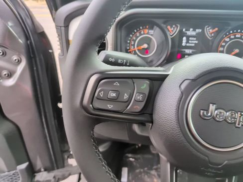 New 2026 Jeep Gladiator Sport AWD/4WD image 23