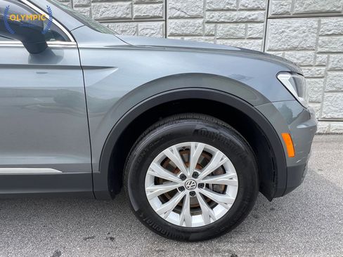 Used 2018 Volkswagen Tiguan SE FWD image 11