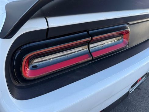 Used 2021 Dodge Challenger SRT Hellcat Redeye image 30
