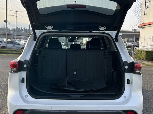 Certified 2021 Toyota Highlander Limited image 26