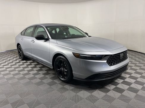 Certified 2025 Honda Accord SE image 14