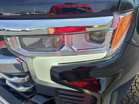 New 2026 Chevrolet Silverado 1500 LTZ w/ LTZ Premium Package AWD/4WD image 33