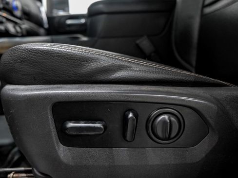 Used 2020 GMC Sierra 3500 Denali w/ Denali Ultimate Package image 33