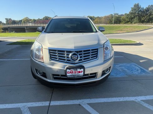 Used 2015 Cadillac SRX Premium image 3