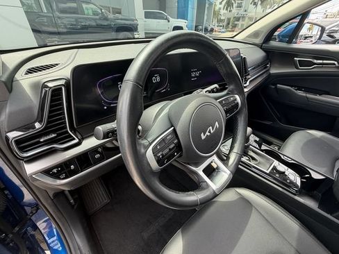 Used 2025 Kia Sportage EX w/ Premium Package FWD image 10