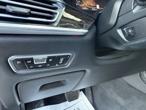 Used 2020 BMW X7 xDrive40i w/ Luxury Seating Package image 26