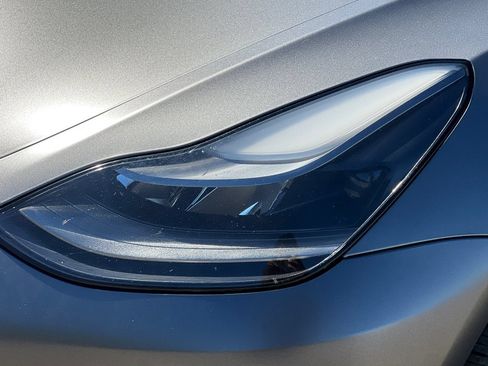 Used 2023 Tesla Model 3 Standard Range RWD image 48