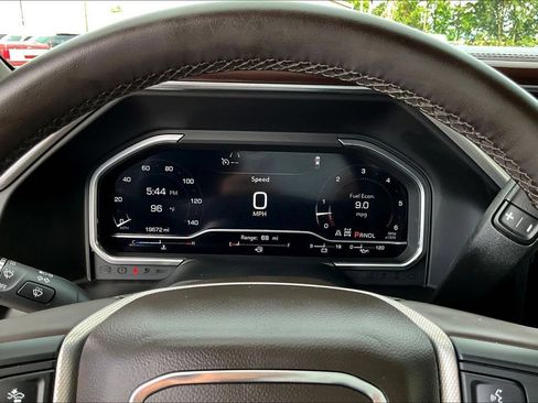 Used 2024 GMC Sierra 2500 Denali w/ Denali Reserve Package AWD/4WD image 16