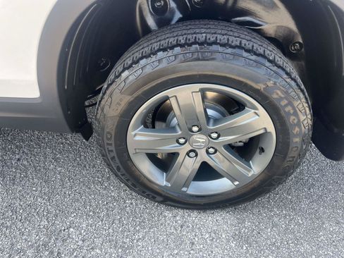 Certified 2023 Honda Ridgeline RTL image 9