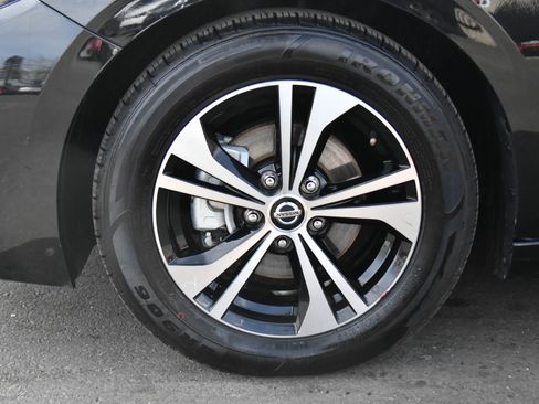 Used 2023 Nissan Sentra SV image 12