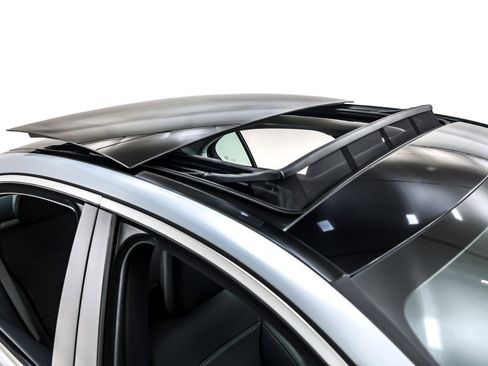 Used 2023 Mercedes-Benz C 300 Sedan image 23