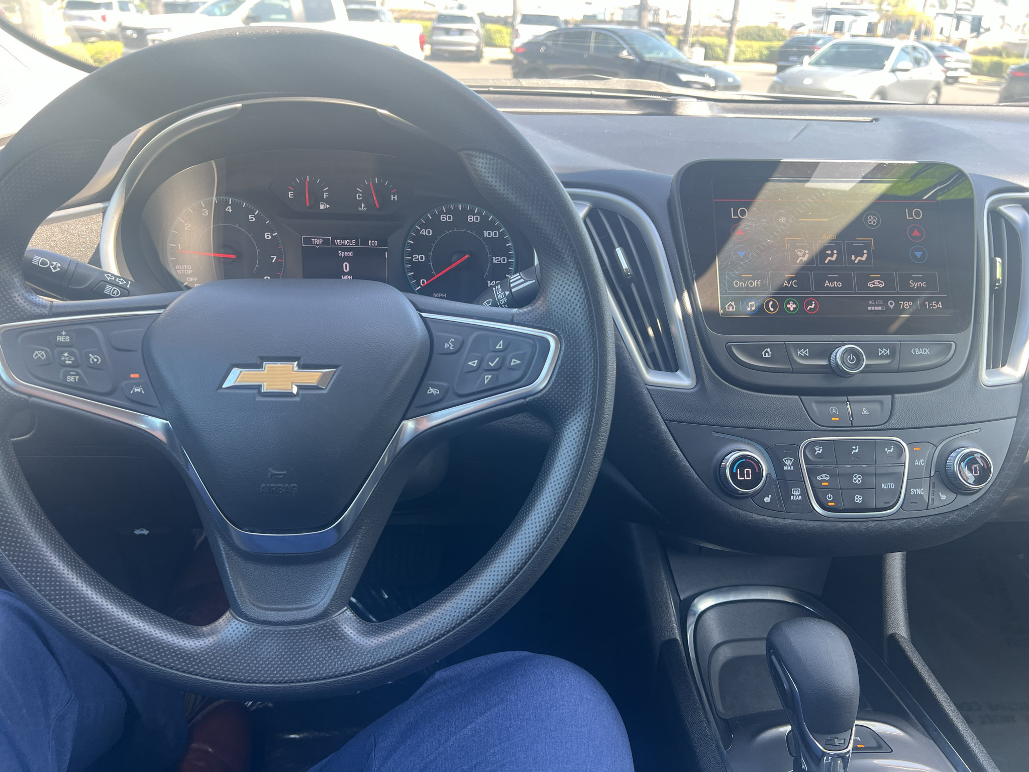 Used 2024 Chevrolet Malibu LT FWD image 9
