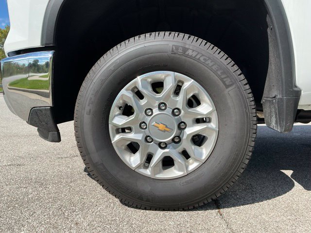 Used 2026 Chevrolet Silverado 3500 LT AWD/4WD image 15