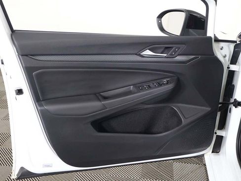 Used 2023 Volkswagen Golf R AWD/4WD image 27