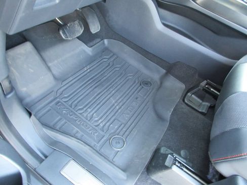 Used 2025 Ford F150 Raptor AWD/4WD image 31