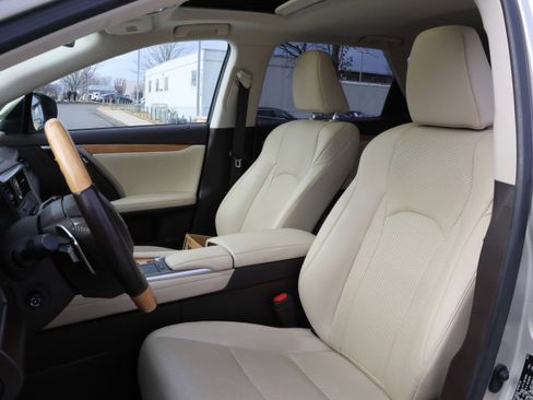 Used 2020 Lexus RX 350L FWD w/ Premium Package image 34