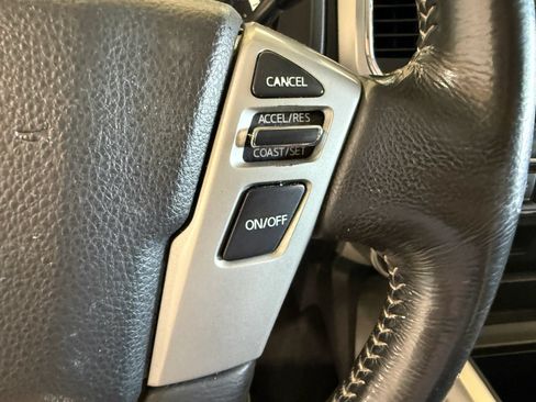Used 2019 Nissan Titan PRO-4X AWD/4WD image 20