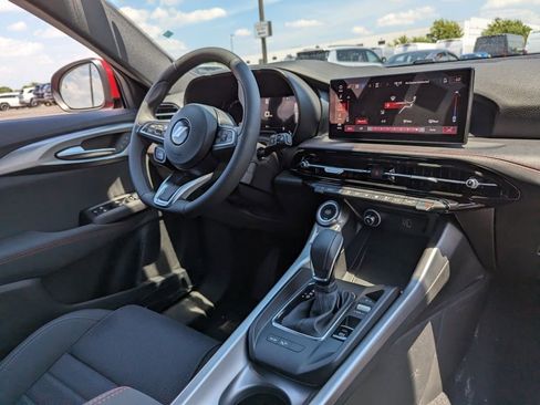 New 2024 Dodge Hornet GT image 9