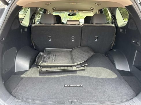 Used 2020 Hyundai Santa Fe SEL w/ Convenience Package FWD image 11