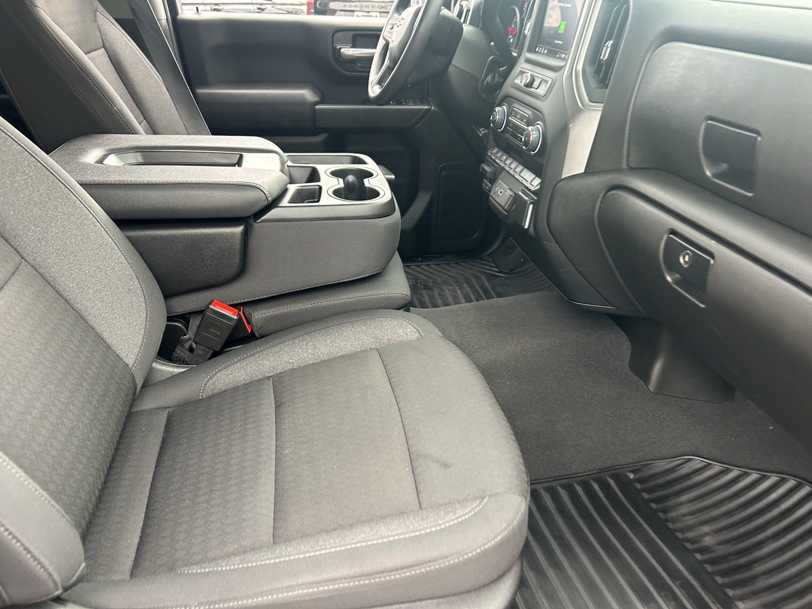 Used 2024 Chevrolet Silverado 2500 Custom w/ Custom Value Package AWD/4WD image 11