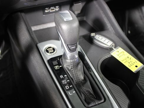 Used 2025 Nissan Altima 2.5 SV FWD image 21