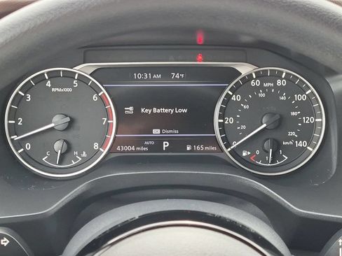 Used 2023 Nissan Rogue SV AWD/4WD image 13