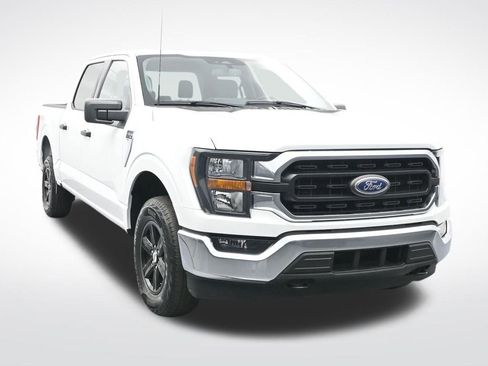 Used 2023 Ford F150 XLT w/ Equipment Group 301A Mid image 3