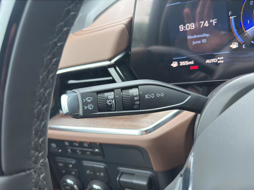 New 2026 Chevrolet Tahoe High Country AWD/4WD image 10